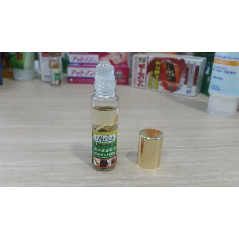 Dầu Lăn Thảo Dược Nhân Sâm Green Herb Oil 8ml Thái Lan