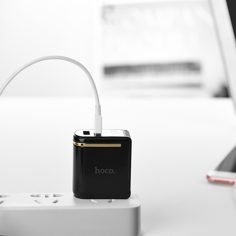 Sạc 2USB 2.4A HOCO C39 màn hình LED