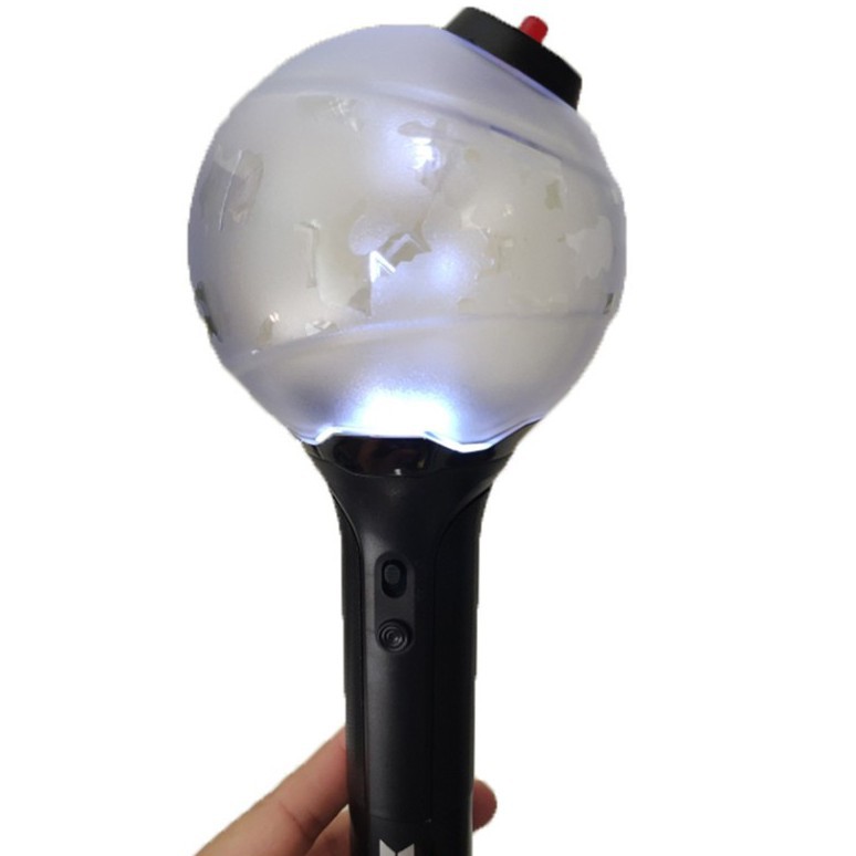 Thanh đèn LED cổ vũ hình quả bom phiên bản 3 kèm thẻ ảnh cho fan hâm mộ nhóm nhạc Kpop BTS