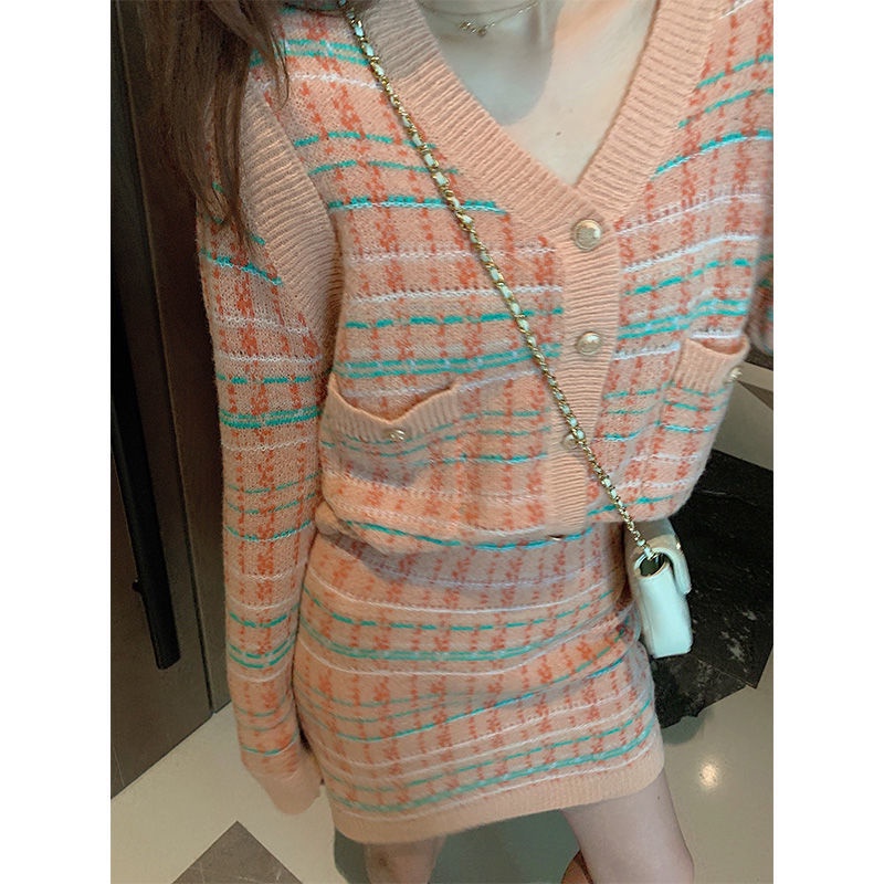 Set áo khoác cardigan dệt kim phối chân váy chữ a thời trang mùa thu cho nữ | BigBuy360 - bigbuy360.vn