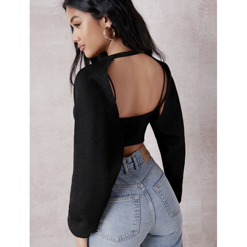 Áo Croptop Khoét Cổ Phối Choker Xích Cá Tính