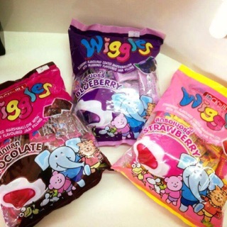 Kẹo marshmallow socola nhân siro dâu Thái Lan 