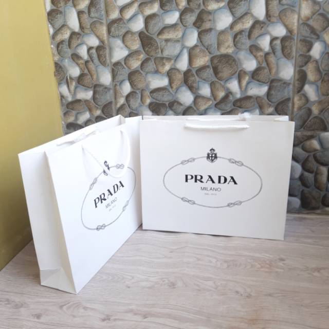 Túi Xách Mua Sắm Thương Hiệu Prada Sang Trọng