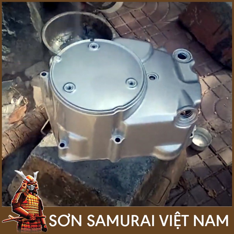 COMBO Sơn Samurai màu bạc pha lê Y155 gồm 4 chai đủ quy trình độ bền cao (Lót 2K04 – Nền 124 - Màu Y155 - Bóng 2K01)