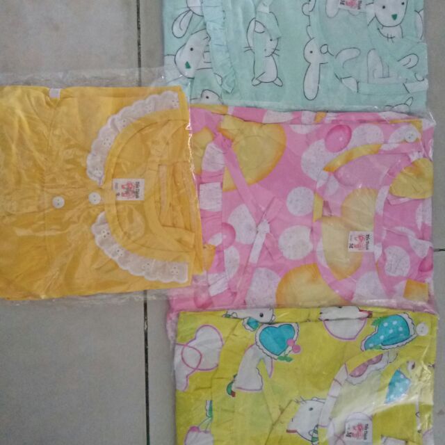 Combo 4 bộ bé gái
