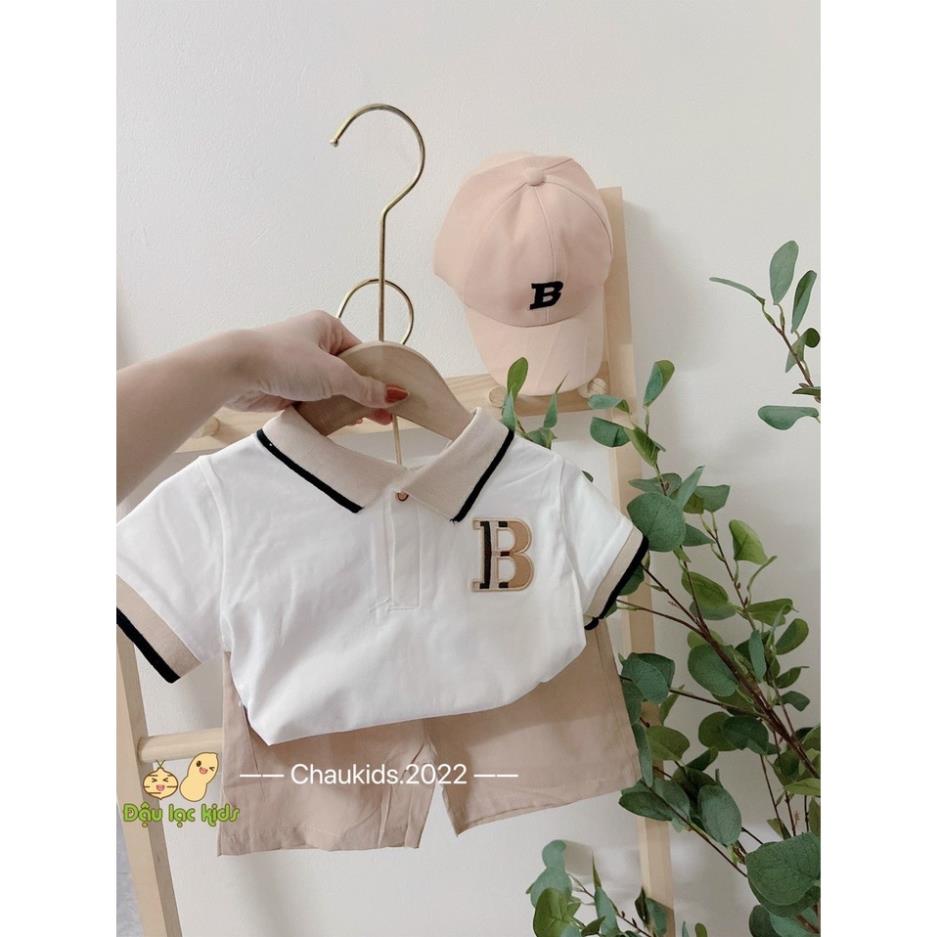 Bộ quần áo bé trai, quần short vải Kaki mềm, áo polo cotton chữ B kèm mũ