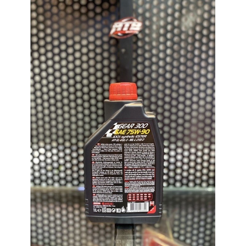 Nhớt láp MOTUL Gear 300 75W90 Ester 100% Synthese / Dung tích 1L