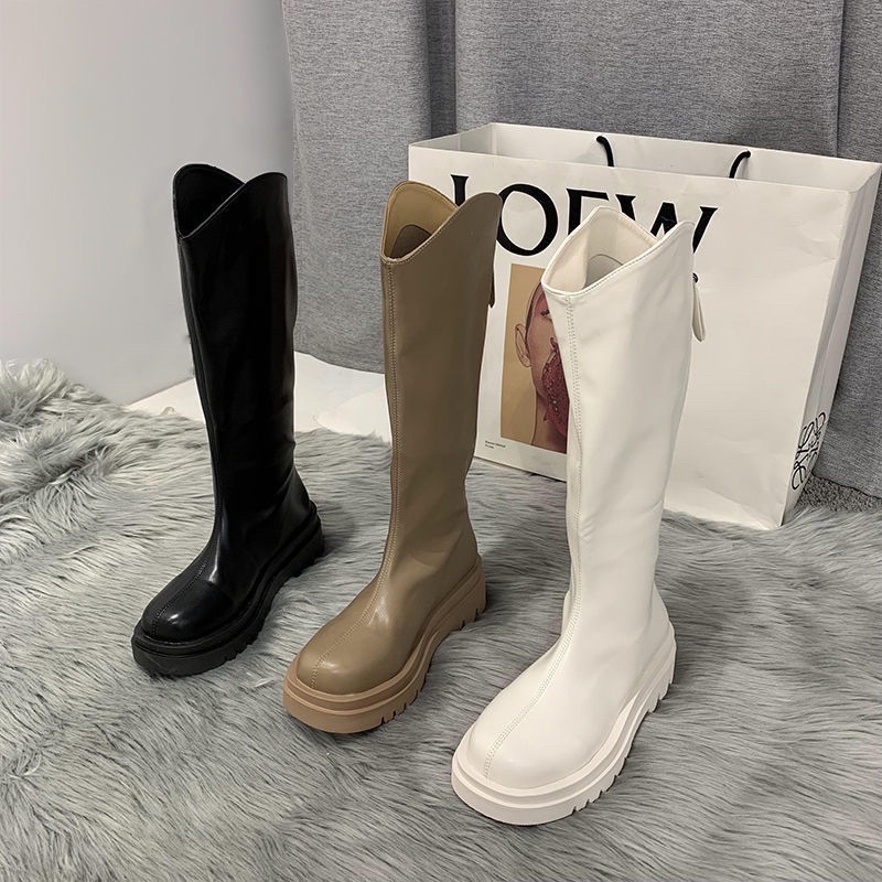 GIÀY BOOT ĐÙI KHOÉT CỔ KHOÁ SAU