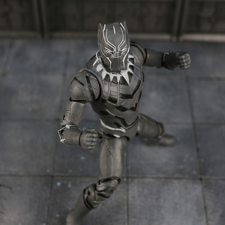 Mô hình siêu anh hùng nhân vật Black Panther độc đáo chất lượng cao