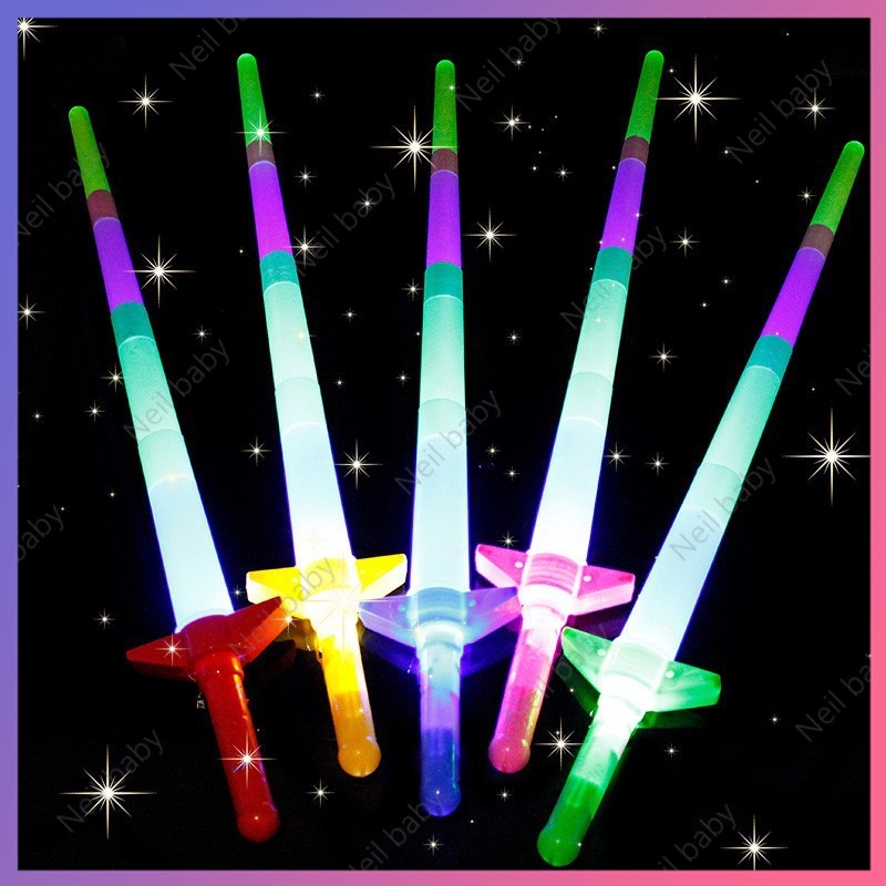 gậy phát sáng,đồ chơi trẻ em kiếm phá sáng Đồ Chơi Que Phát Sáng Điện Tử 4 Đoạn Có Thể Thu Vào Họa Tiết Star Wars kiếm đồ chơi có đèn