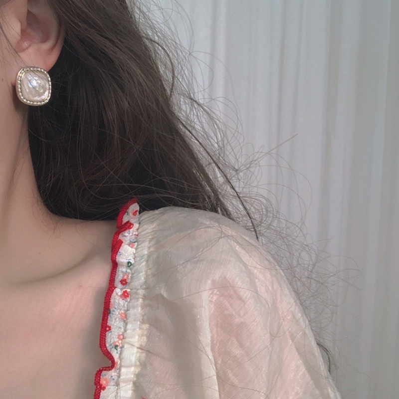 Khuyên tai bạc 925 đính đá hình vỏ sò trắng phong cách Nhật Bản