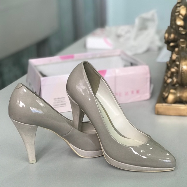 Giày cao gót Daphne new size 37