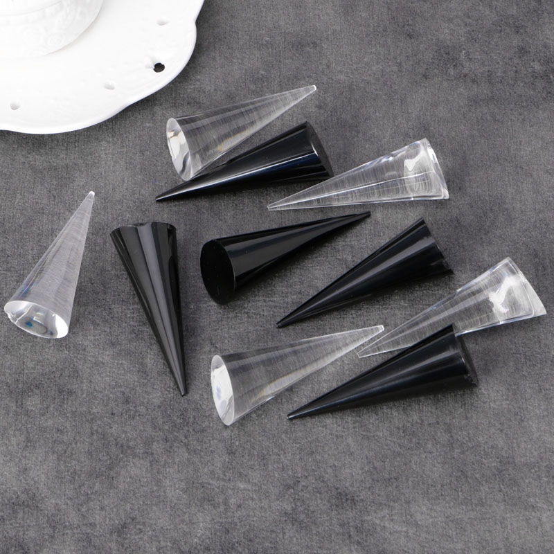 Dụng cụ trưng bày nhẫn hình nón bằng chất liệu acrylic trong suốt