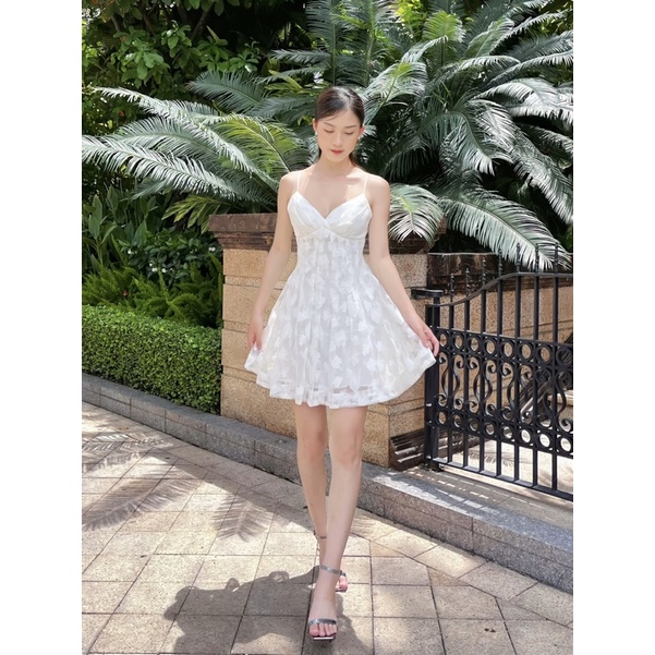 Đầm Ren thêu Ulzzang công chúa(kèm video khách mặc )