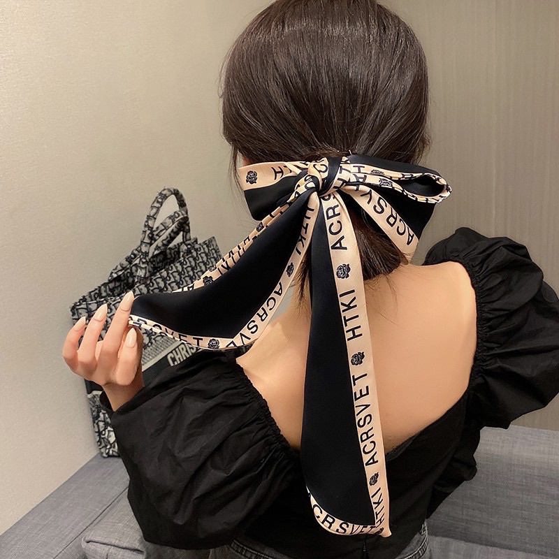 Khăn choàng cổ hoạ tiết