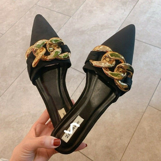 giày sục hottren 2021