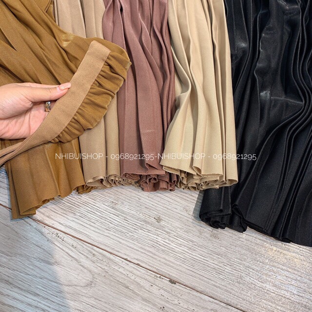 Chân váy xếp ly nhũ xòe dáng dài QC | BigBuy360 - bigbuy360.vn