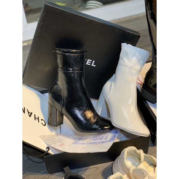 giày boot nữ cổ cao gót 7cm da bóng mũi tròn (fullbox bill túi)