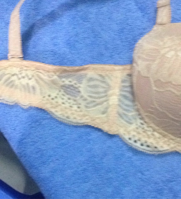 Áo lót gen siêu đẩy gọng nhựa