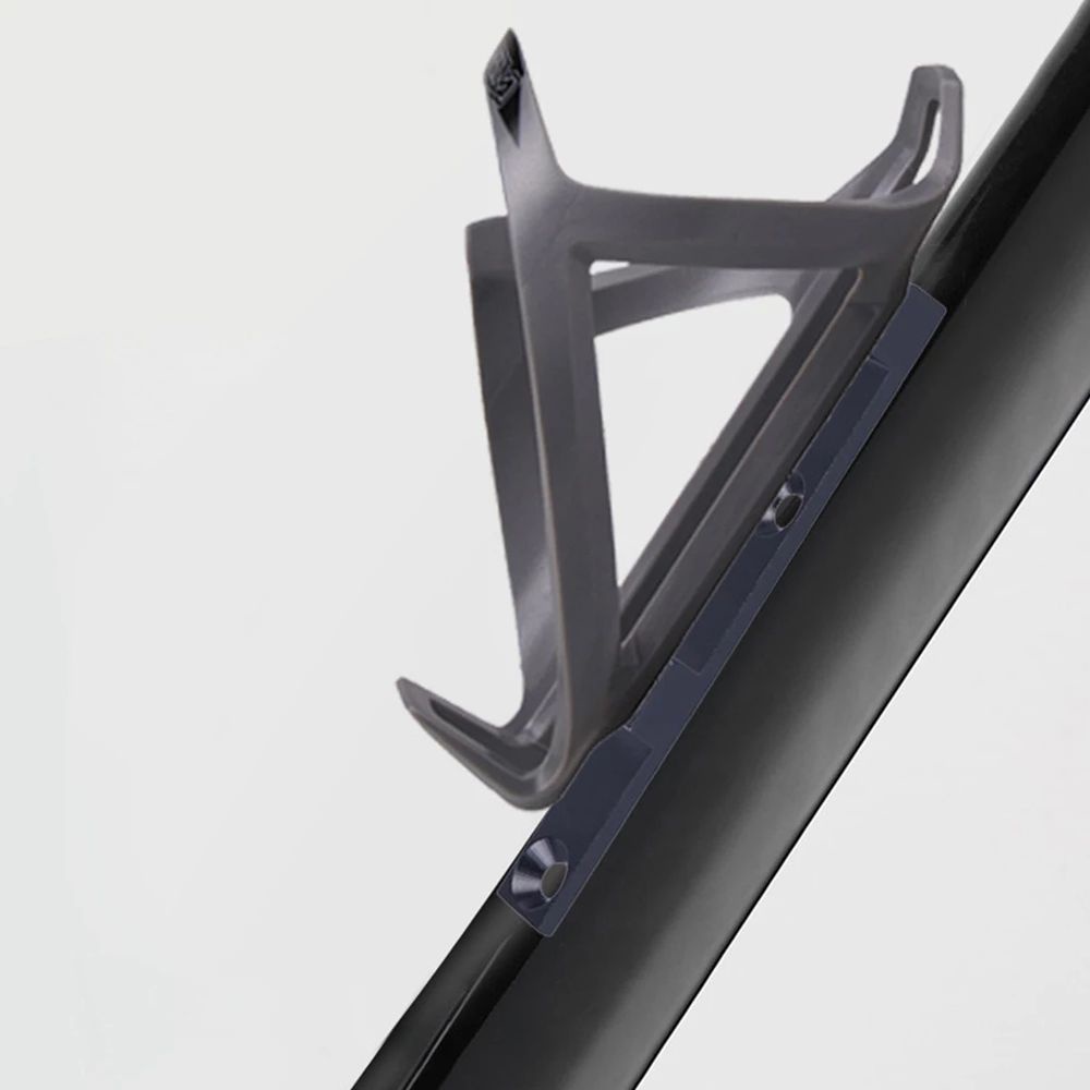 Giá đỡ bình nước bằng hợp kim nhôm kèm ốc vít điều chỉnh vị trí cho xe đạp