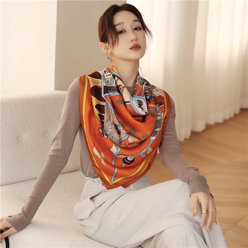 Khăn Choàng Cổ Vuông Vải Lụa In Họa Tiết Thời Trang WJ1014-118 Kích Thước 110x110cm