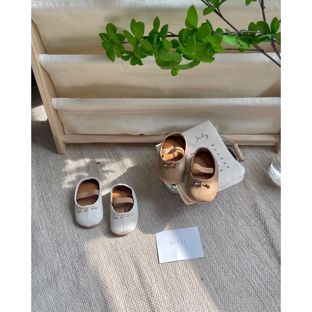 Giày da đế chống trượt búp bê bé gái Nanci