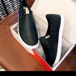 Giầy Slipon Levo