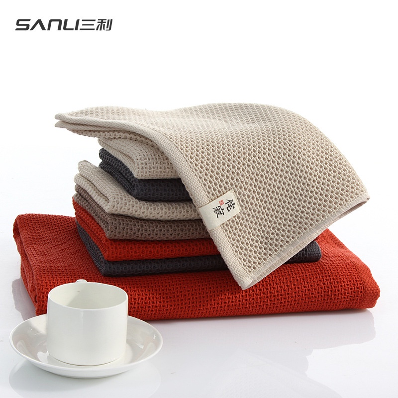 Khăn Tắm Cotton Dày Dặn Siêu Thấm Hút Họa Tiết Tổ Ong Phong Cách Mới