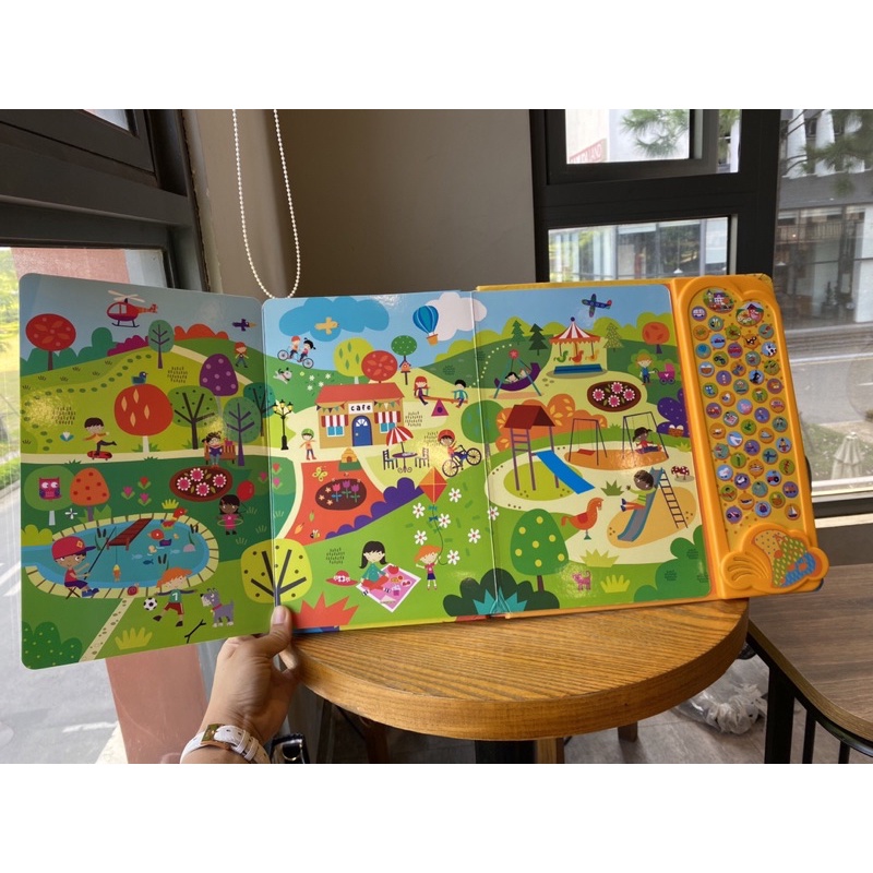 Sách Âm Thanh Cho Bé 50 Nút - My First Look and Find Sound book