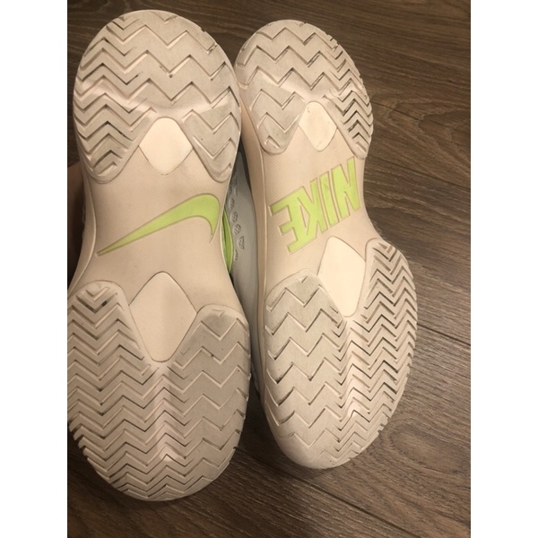 Thanh lý giầy Tennis nữ Nike Zoom Cage 3
