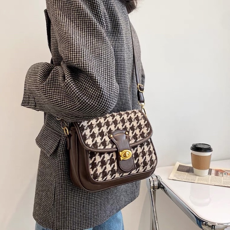Túi xách đeo chéo, túi đeo vai hoạ tiết houndstooth, nanh sói hottrend  thời trang Hàn Quốc cho nữ