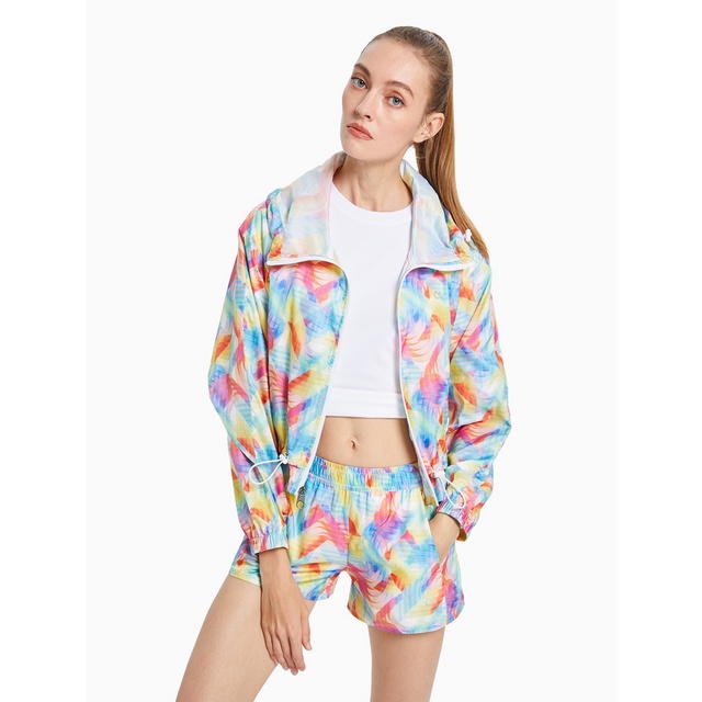 [Mã FAPRE5 giảm 10% đơn từ 1tr] CALVIN KLEIN PERFORMANCE - Áo Khoác Thể Thao Rainbow Woven Jkt - 4WS1O560142