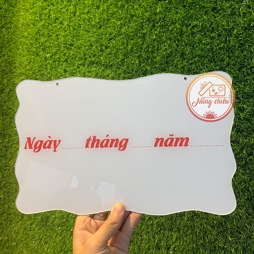 Bảng hiệu mica in hình con heo dễ thương - in thông tin shop - Free thiết kế theo yêu cầu