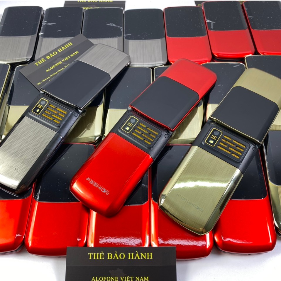 Điện Thoại Độc NK2720 Nắp Gập Màn Hình 2.4inch Cảm ứng Thay Đổi Giọng Nói Nghe FM không Cần Tai Nghe | BigBuy360 - bigbuy360.vn