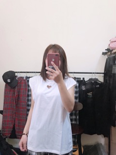 Áo tanktop khoét tim