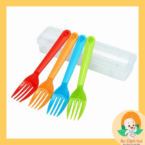 Inomata Nhật Bản- Sét 4 thìa/dĩa nhựa cho bé ăn dặm.