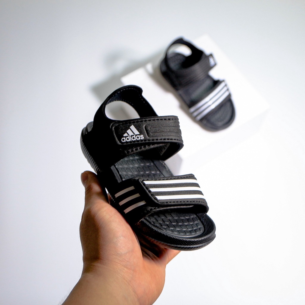 giày quai hậu sandal trẻ em size trung