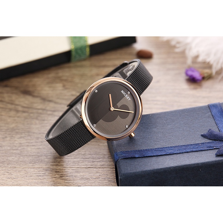 Đồng hồ nữ Titan Mickei màu vàng Chống nước MM-11157