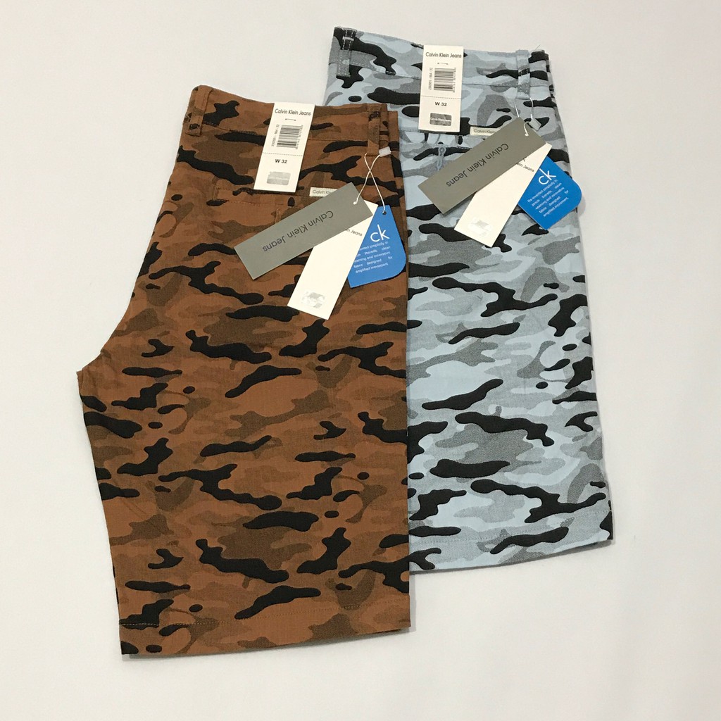 Quần short Kaki nam Calvin Klein