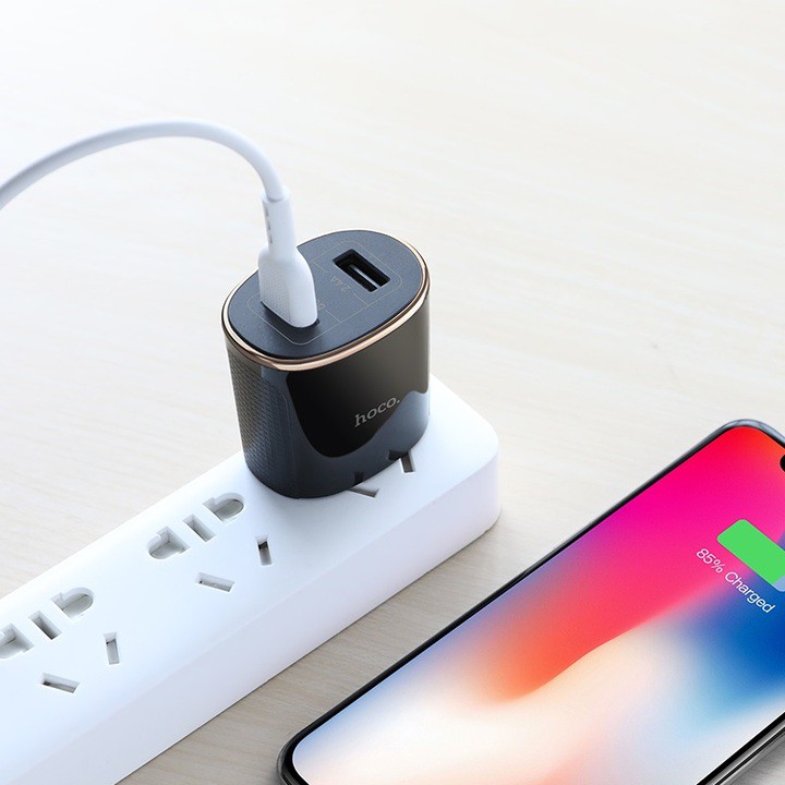 Củ sạc nhanh tích hợp 2 cổng USB Quick Charge 3.0,  18W nhãn hiệu Hoco: Mã C60