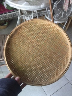 Mẹt đan bằng tre