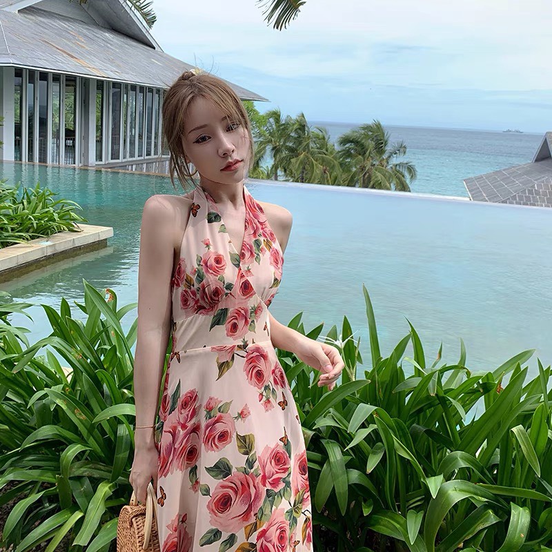 ĐẦM TIỂU THƯ XÒE HOA