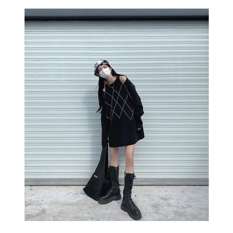 Áo sweater dệt kim kiểu dáng rộng trễ vai thời trang phong cách thu đông cho nữ