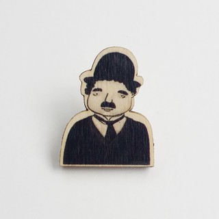 Huy hiệu cài áo gỗ charlie chaplin ps004