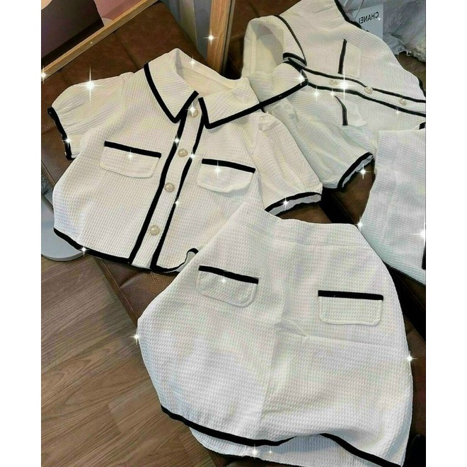 SET ÁO DẠ XỐP CỔ SEN VIỀN ĐEN + CHÂN VÁY TRẮNG