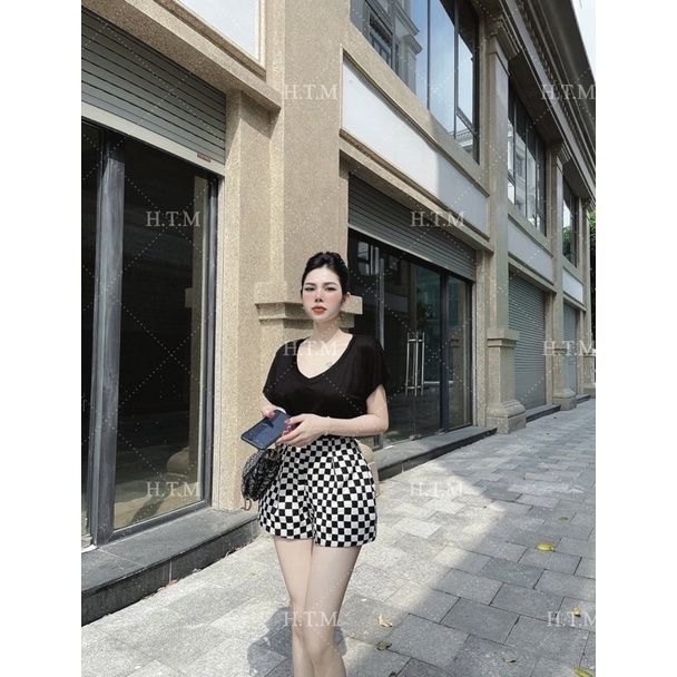 Áo phông cổ tim tay ngắn cánh dơi nhẹ- Áo thun cổ tim nữ chất cotton lạnh siêu Xinh Lavusa - AN394