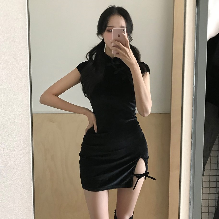 Đầm đen nữ dáng ôm Emilyshop tay ngắn