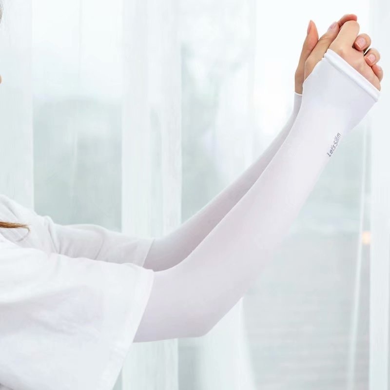 Bao tay thể thao chống nắng bằng lụa mát thoáng khí tiện dụng dành cho cả nam và nữ