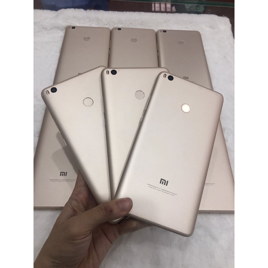 Điện thoại Xiaomi Mi Max 1. Cấu hình 3/32G, màn hình to 6.44" giành riêng cho game thủ, pin trâu 4850mAh,