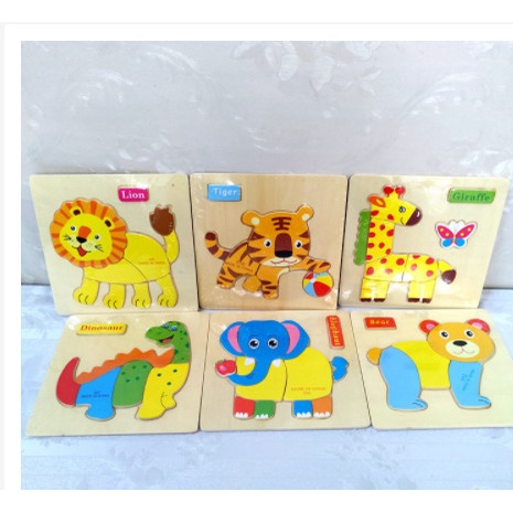 Bảng ghép hình đơn giản gỗ nổi Xinh Xắn cho bé 18 tháng